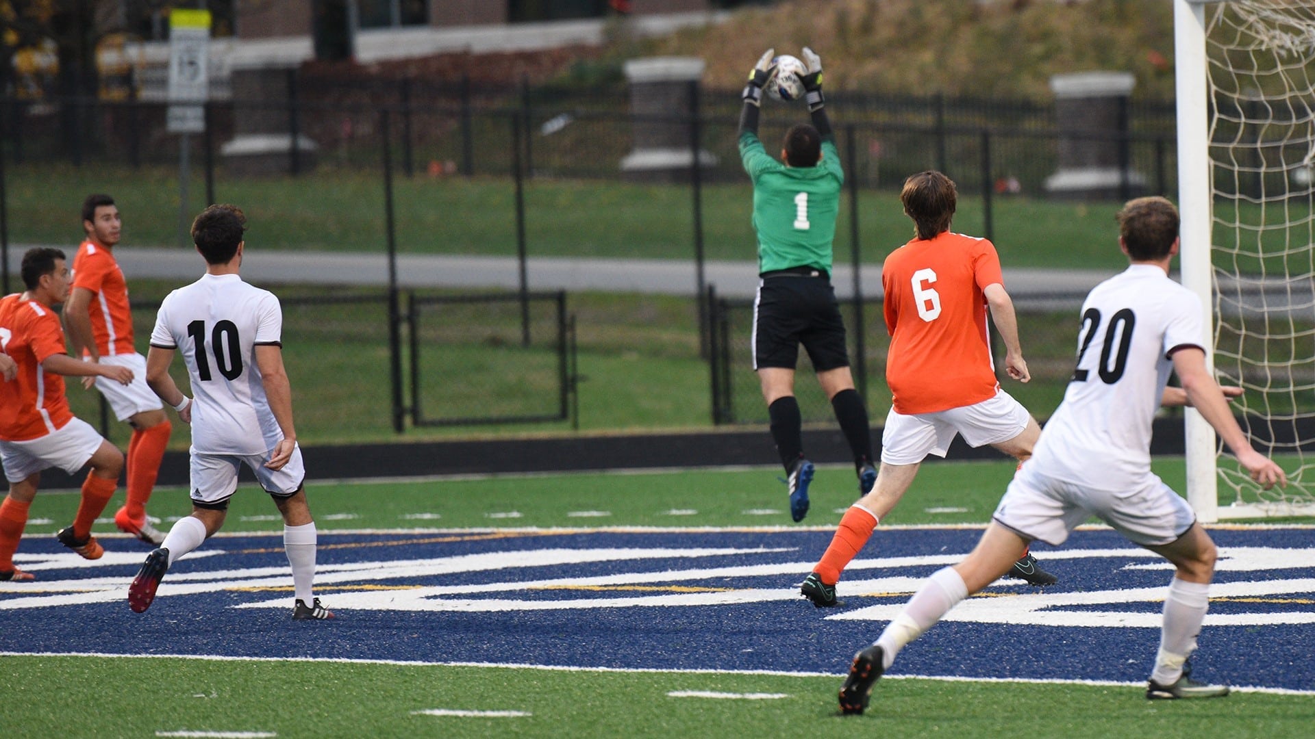 Men’s soccer extends win streak, set single-season record | Mountain ...